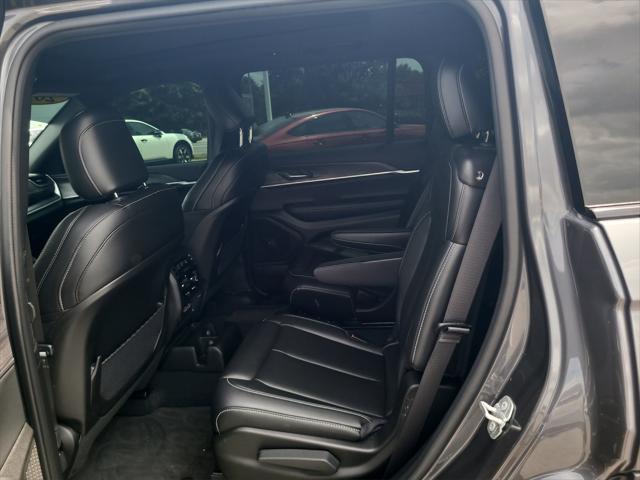 Photo of 2025 Baltic Gray Metallic Clearcoat Jeep Grand Cherokee L