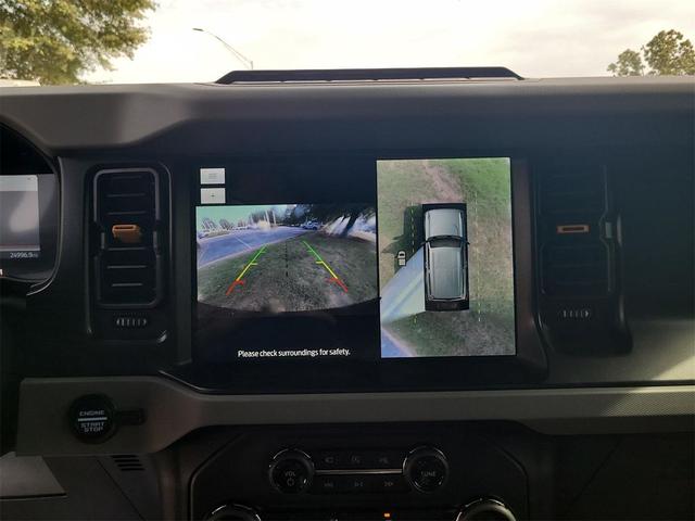 Photo of 2021 Oxford White Ford Bronco