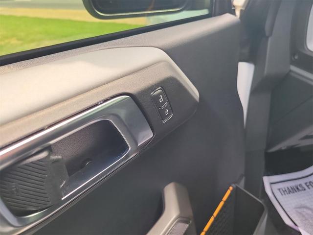 Photo of 2021 Oxford White Ford Bronco
