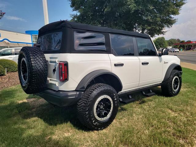 Photo of 2021 Oxford White Ford Bronco