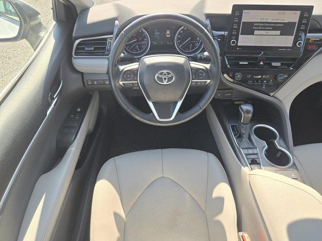 Photo of 2022 Wind Chill Pearl Toyota Camry