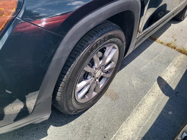 Photo of 2023 Ebony Twilight Metallic GMC Terrain