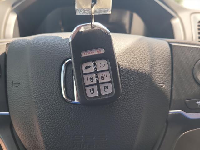 Photo of 2024 Radiant Red Honda Odyssey