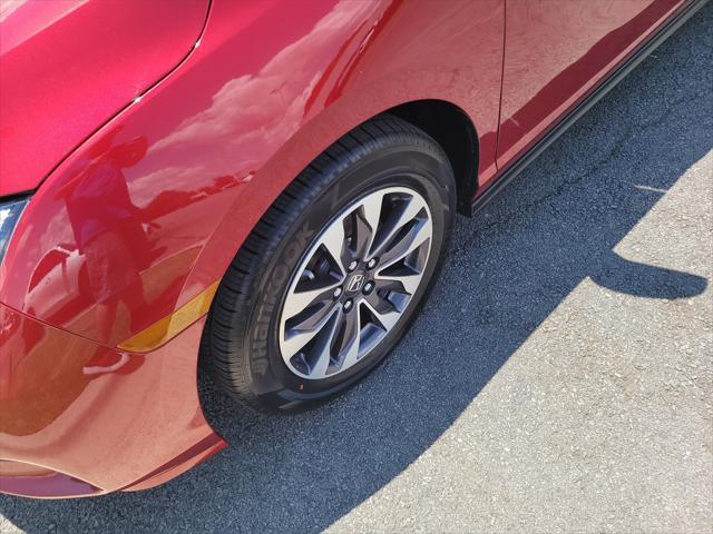 Photo of 2024 Radiant Red Honda Odyssey