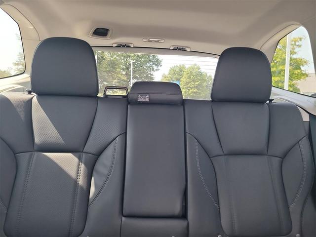 Photo of 2023 Gray Metallic Subaru Forester