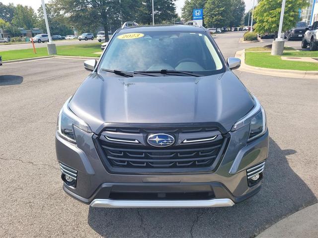 Photo of 2023 Gray Metallic Subaru Forester