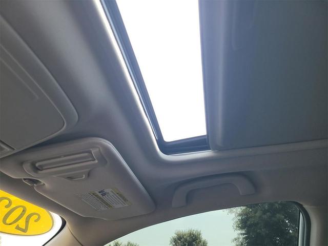 Photo of 2023 Gray Metallic Subaru Forester