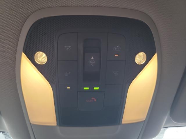 Photo of 2021 Majestic White INFINITI QX50