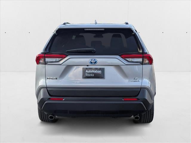 Photo of 2022 Silver Sky Metallic Toyota RAV4 Hybrid