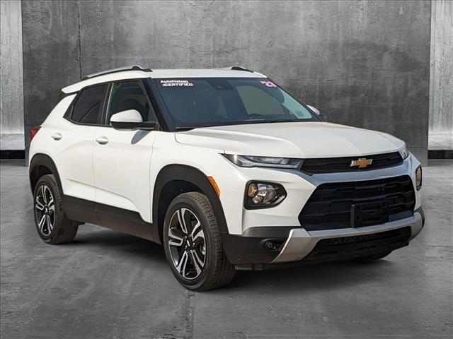 Photo of 2023 Summit White Chevrolet Trailblazer