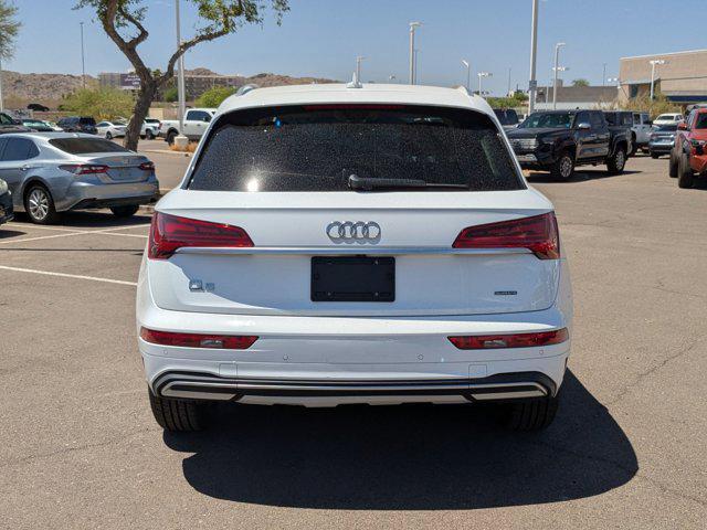 Photo of 2021 White Audi Q5