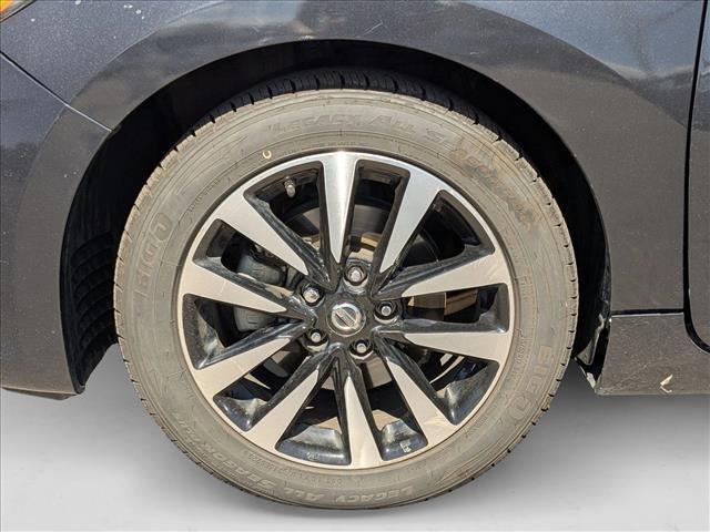 Photo of 2018 Storm Blue Nissan Altima
