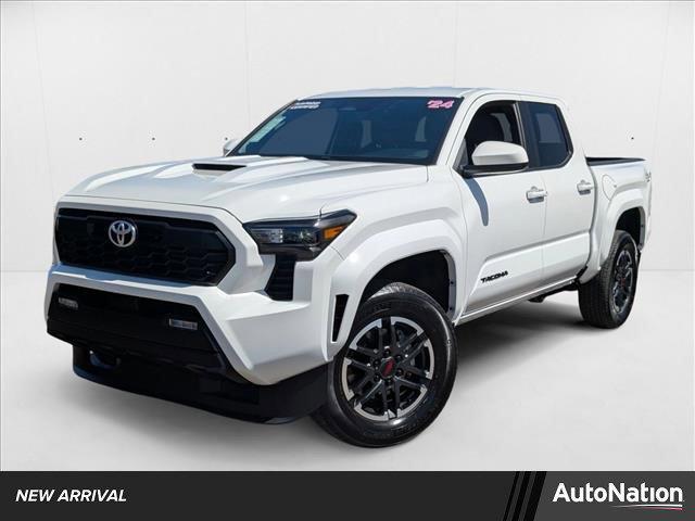 Photo of 2024 Ice Cap [White] Toyota Tacoma