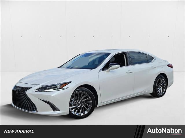 Photo of 2025 Eminent White Pearl Lexus ES 300h
