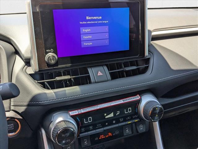Photo of 2025 Ice Cap Toyota RAV4