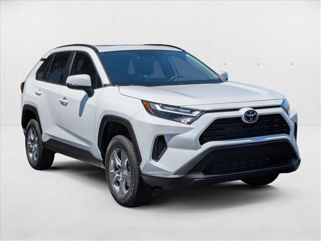 Photo of 2025 Ice Cap Toyota RAV4