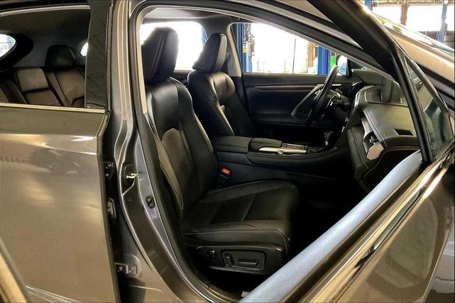 Photo of 2022 Nebula Gray Pearl Lexus RX 350