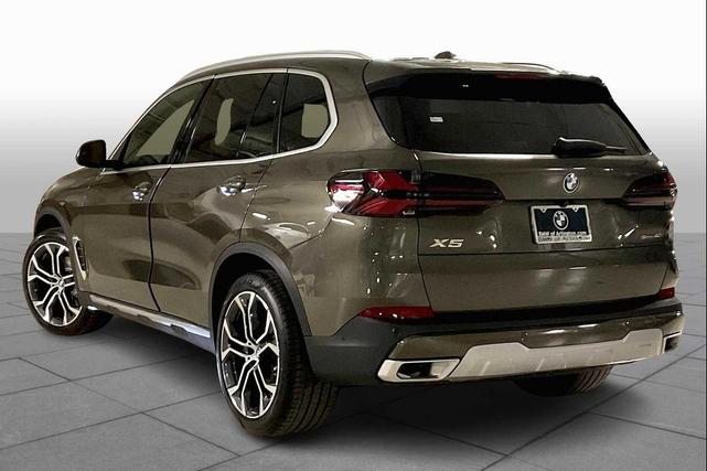 Photo of 2026 Manhattan Green Metallic BMW X5