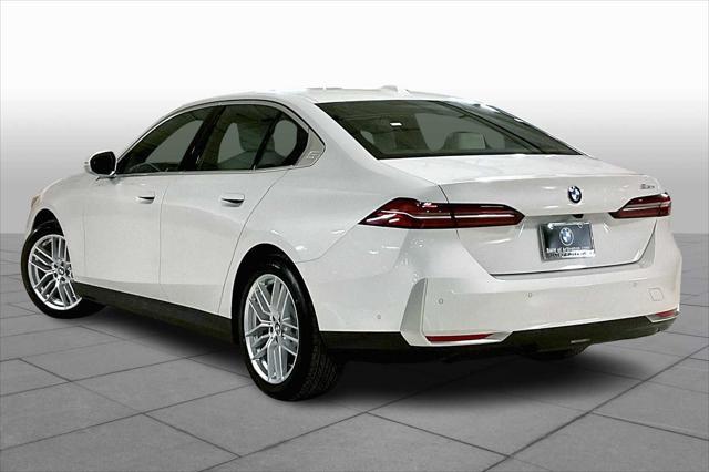Photo of 2025 White BMW 530