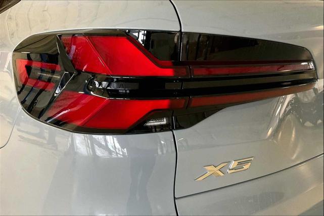 Photo of 2026 Gray BMW X5