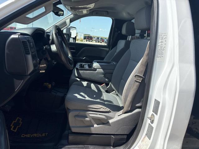 Photo of 2016 Summit White Chevrolet Silverado 3500
