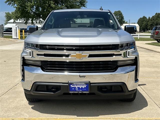 Photo of 2022 Silver Ice Metallic Chevrolet Silverado 1500 Limited