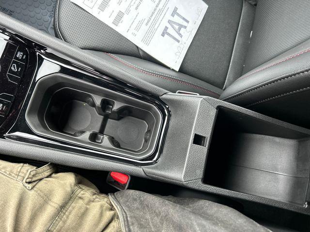 Photo of 2025 Red Hot Pearlcoat Jeep Compass