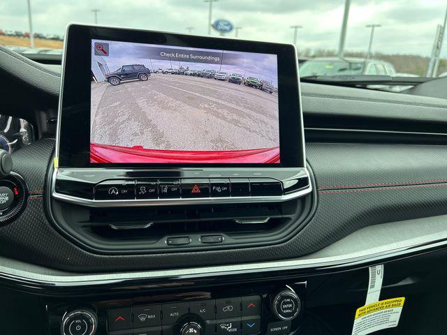 Photo of 2025 Red Hot Pearlcoat Jeep Compass