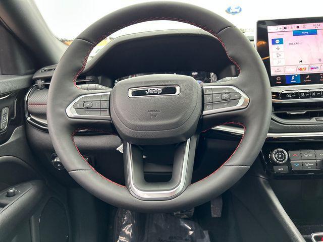 Photo of 2025 Red Hot Pearlcoat Jeep Compass