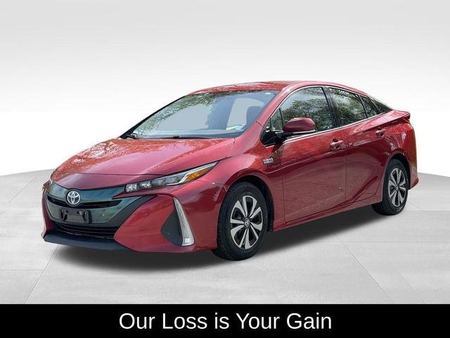 Photo of 2017 Red Toyota Prius Prime