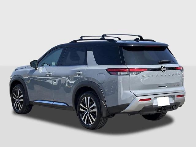 Photo of 2025 XEX 2T Gray Black Nissan Pathfinder