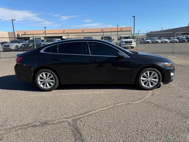 Photo of 2022 Mosaic Black Metallic Chevrolet Malibu