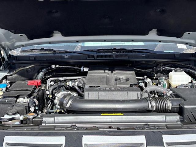 Photo of 2025 Boulder Gray Pearl Nissan Frontier