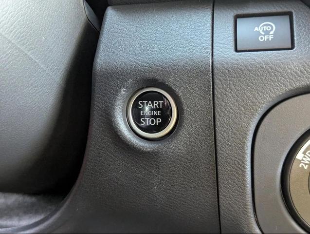 Photo of 2025 Boulder Gray Pearl Nissan Frontier