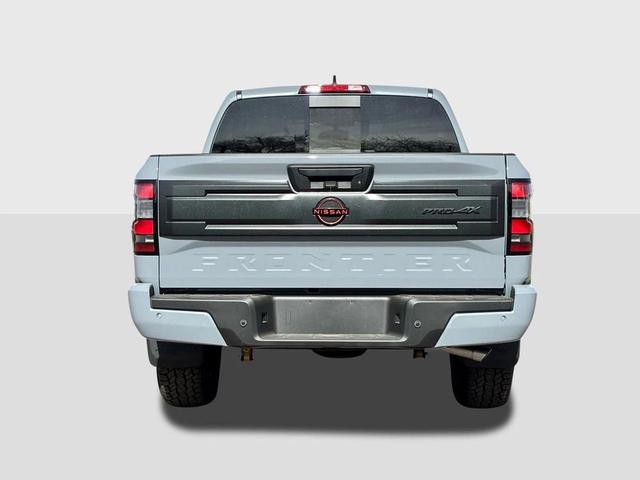 Photo of 2025 Boulder Gray Pearl Nissan Frontier