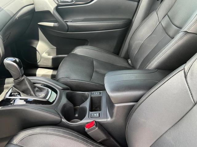Photo of 2020 Gun Metallic Nissan Rogue