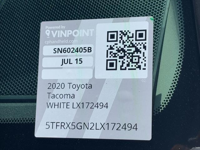 Photo of 2020 Super White Toyota Tacoma