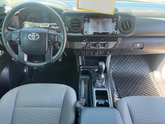 Photo of 2020 Super White Toyota Tacoma