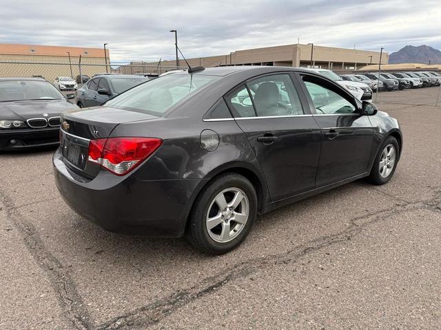 Photo of 2015 Tungsten Chevrolet Cruze