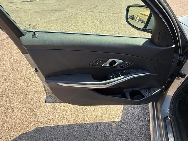 Photo of 2024 Grey BMW 330