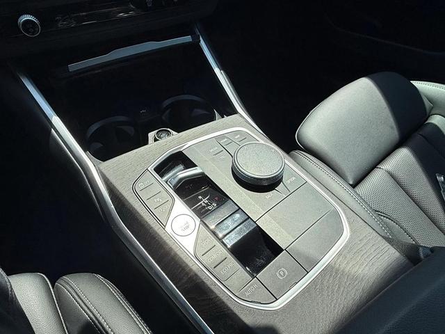Photo of 2024 Grey BMW 330