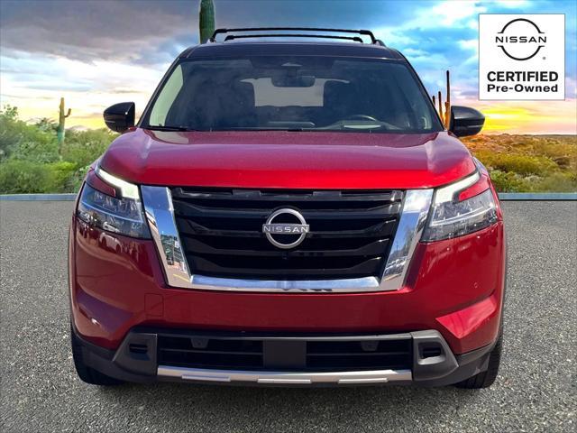 Photo of 2023 Scarlet Ember Tintcoat Nissan Pathfinder