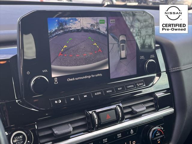 Photo of 2023 Scarlet Ember Tintcoat Nissan Pathfinder