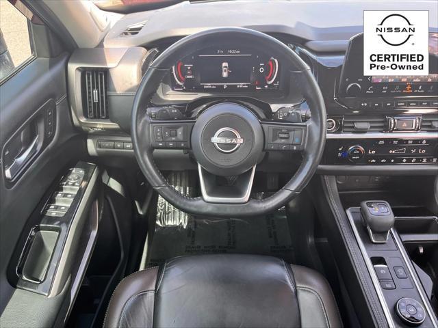 Photo of 2023 Scarlet Ember Tintcoat Nissan Pathfinder