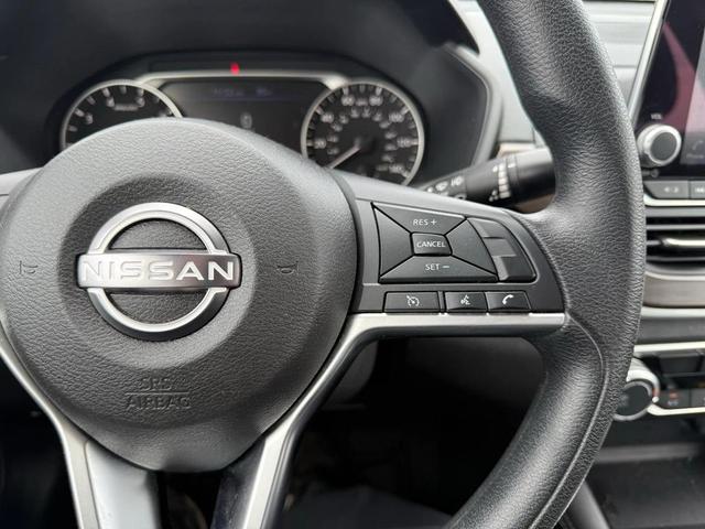 Photo of 2023 Gun Metallic Nissan Altima