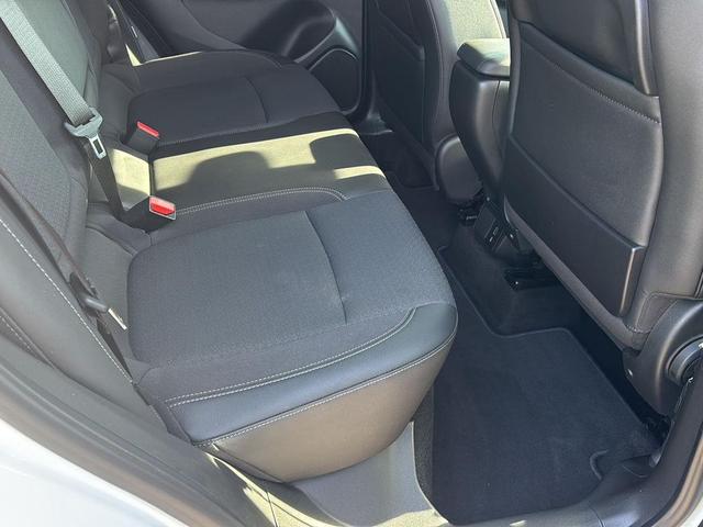 Photo of 2020 Summit White Buick Encore GX