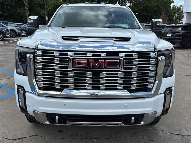 Photo of 2025 Summit White GMC Sierra 2500