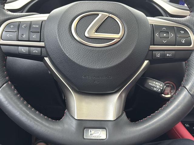 Photo of 2022 Atomic Silver Lexus RX 350
