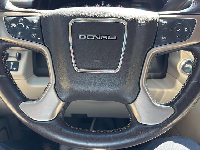Photo of 2019 White Frost Tricoat GMC Yukon
