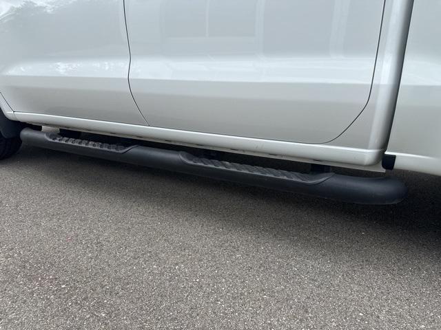 Photo of 2022 Summit White Chevrolet Silverado 1500
